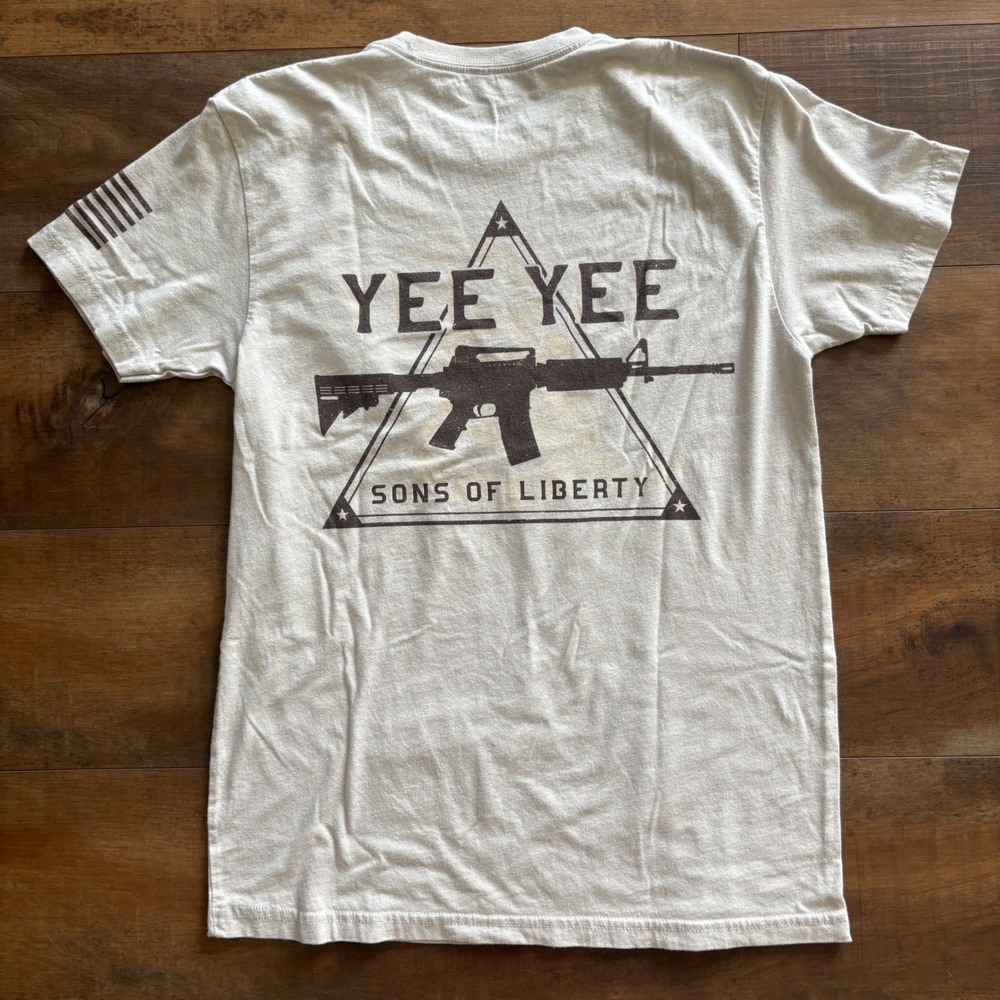 Yee Yee Patriot Sons Of Liberty Graphic T-Shirt Size Small Earl Dibbles‎ Jr